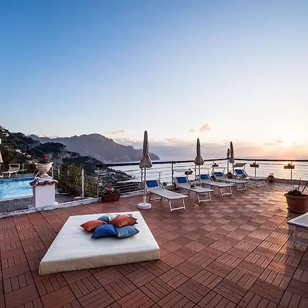 Villa Gioiello View *